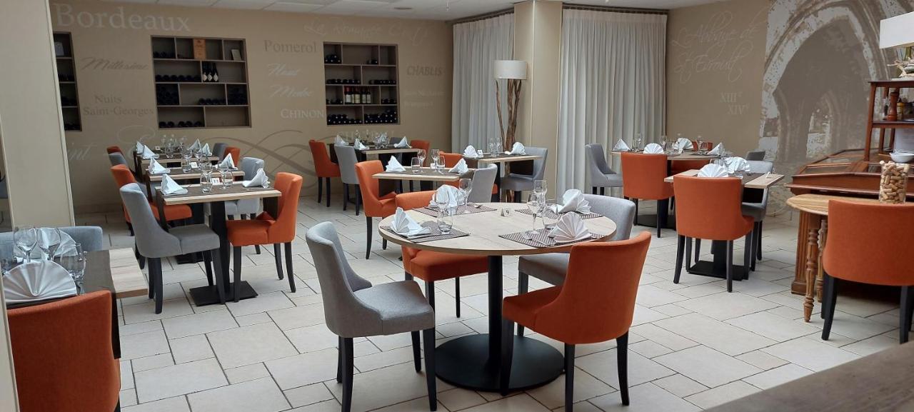 Logis Hotel Restaurant Le Relais De L'Abbaye Saint-Evroult-Notre-Dame-du-Bois Eksteriør bilde